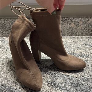 Elegant Brown Suede Women's Ankle Boots